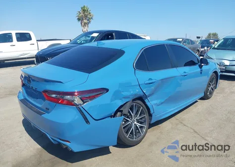 2024 Toyota Camry Se z USA, uszkodzony, nr VIN 4T1G11AK1RU232223